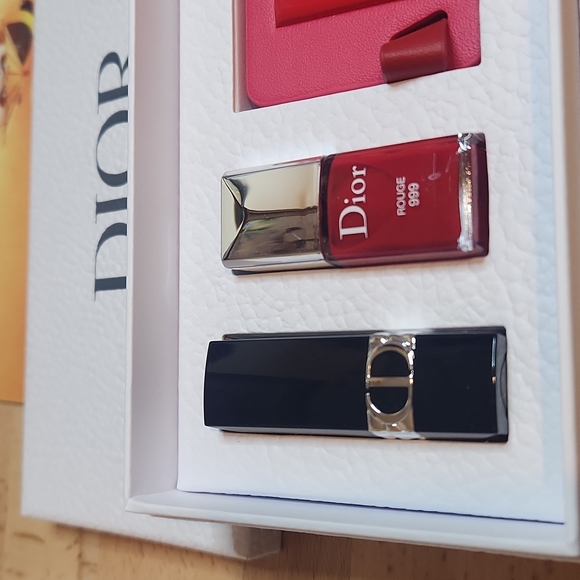 Dior lipstick combo gift set - Picture 2 of 13